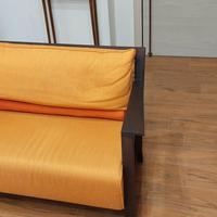 Divanetto  arancio 