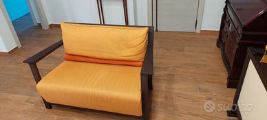 Divanetto  arancio 