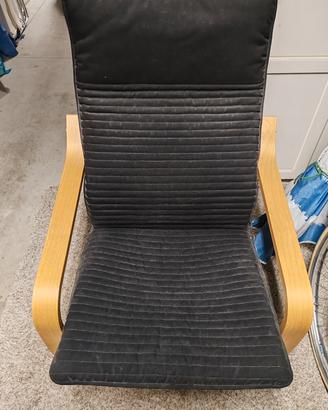 Polttona a dondolo IKEA