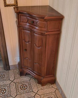 Angoliera in legno massiccio 