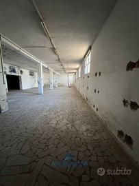 Immobile di 1230 m² a Casavatore
