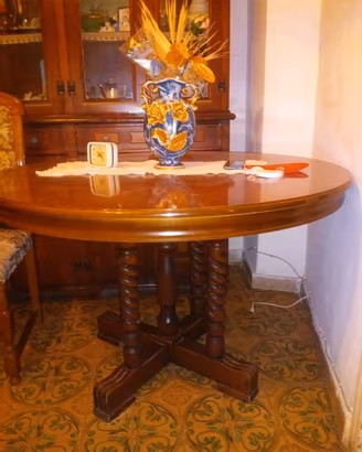 Tavolo in legno