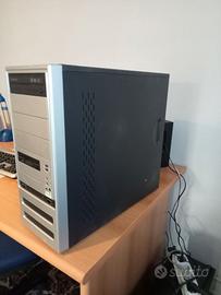 TORRE pc fisso AMD VUOTA