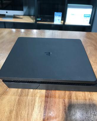 playstation 4 slim