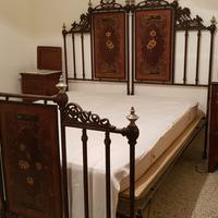 Camera da letto stile Liberty