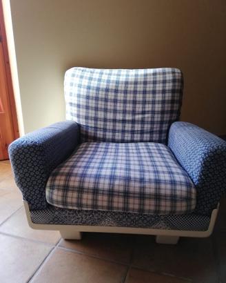 Poltrona in plastica