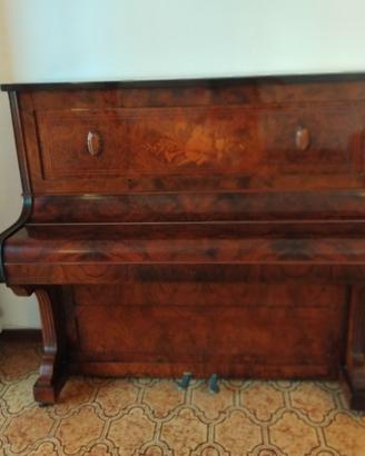 Pianoforte verticale