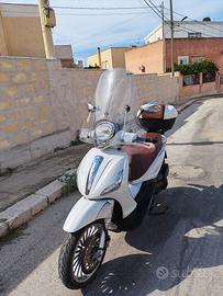 Beverly 300