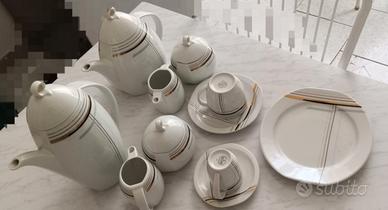 Servizio piatti a bicchieri 