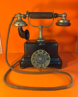 Telefono  FATME anni 30 con etichetta