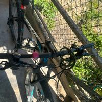 Bici, mountain bike scott rockshox blu e nera