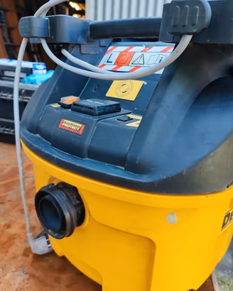 aspiratore dewalt 