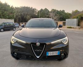 Alfa Romeo Stelvio 2.2 Turbodiesel 210 CV AT8 Q4 V
