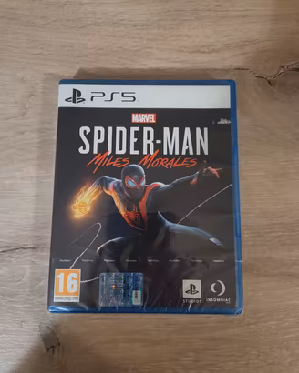 Spiderman Miles Morales con pellicola 
