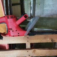 taglia siepi elettrico 