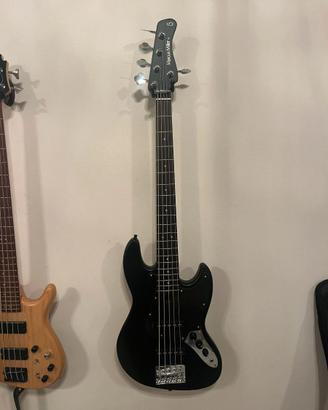 basso a 5 corde  Marcus Miller