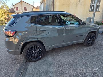 Jeep Compass 2WD S - Full optional