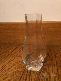 Delizioso piccolo vaso Baccarat