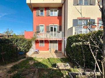VILLA DI TESTA CON GIARDINO -  LIBERA SUBITO!