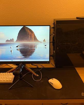 Postazione gaming/ufficio