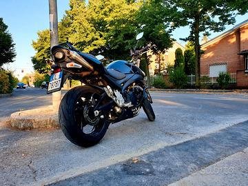 GSR600 BLACK EDITION