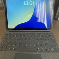 Bundle iPad Air 5 (M1) 64GB Wi-Fi + Tastiera Logit