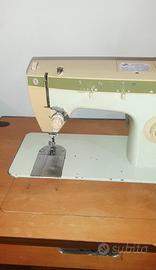 Macchina da cucire SINGER