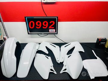 KIT PLASTICHE BIANCHE HM 50 7 PZ