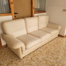 Set Divano + 2 poltrone vera Pelle panna 80's