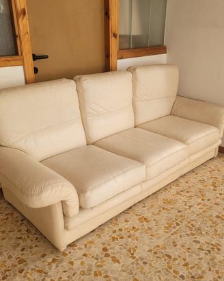 Set Divano + 2 poltrone vera Pelle panna 80's