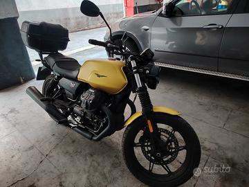 moto Guzzi V7 stone IV