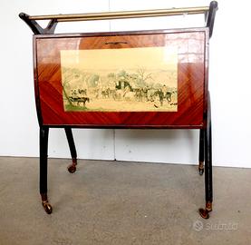 Mobile bar a carrello italiano