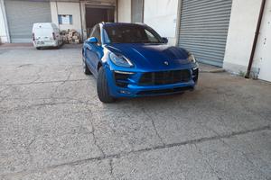Porsche Macan v6 turbo 
