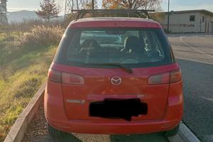 Mazda 2 anno 2004