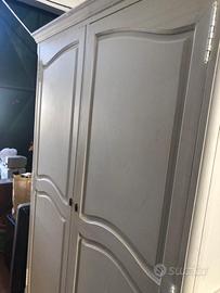 MOBILI IN LEGNO DI NOCE