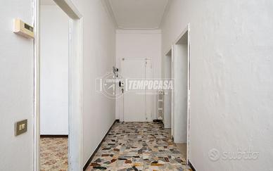 QUADRILOCALE A ROTEGLIA