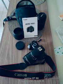 fotocamera reflex  EOS 1100