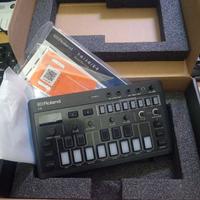 Roland J6