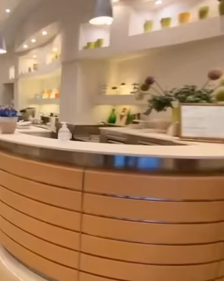 bancone reception , bancone hall di hotel , 