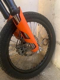 cerchi exel con gomme pirelli MT90