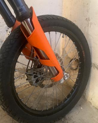 cerchi exel con gomme pirelli MT90