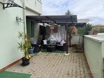 MONOLOCALE A VECCHIANO