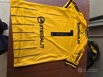 maglia sportiva