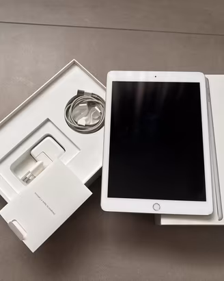 iPad 6 Wi-Fi 128gb bianco argento