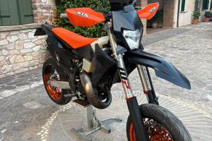 ktm 125 xcw 2025 prezzo trattabile