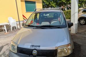 Panda 4x4 con carrello 