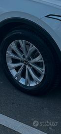 Cerchi con gomme 17
