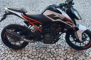 ktm duke 125