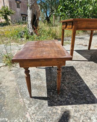TAVOLINO IN LEGNO