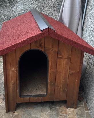 cuccia per cani in legno